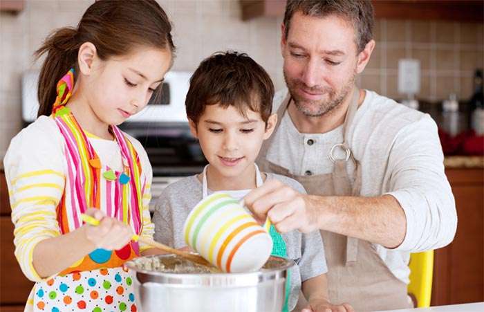 How to Teach Kids to Cook