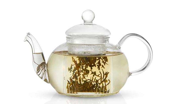 How to use a teapot with an infuser